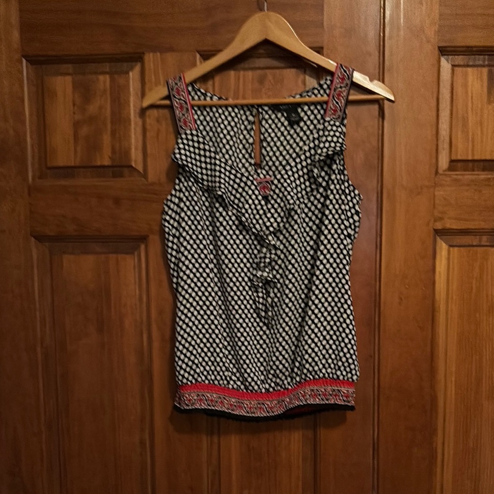 White House Black Market Ruffled Tie Front Sleeveless Blouse